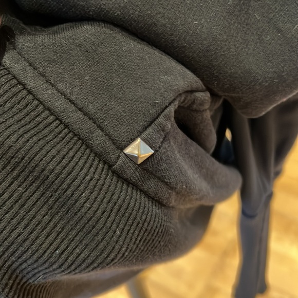 Aritzia Diderot Sweater - Picture 4 of 6